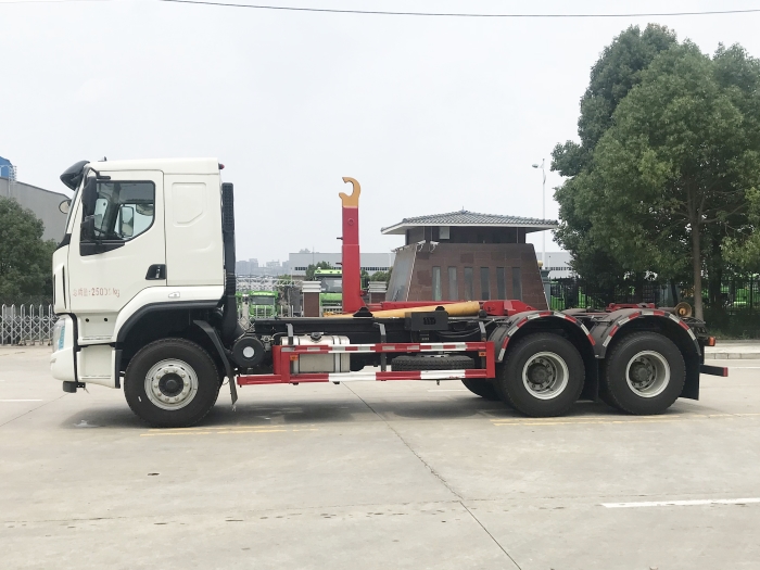 HDW5259ZXXL6型車(chē)廂可卸式垃圾車(chē)（東風(fēng)柳汽乘龍H5）20T