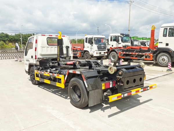 HDW5047ZXXBJ6車(chē)廂可卸式垃圾車(chē)（福田時(shí)代金剛）