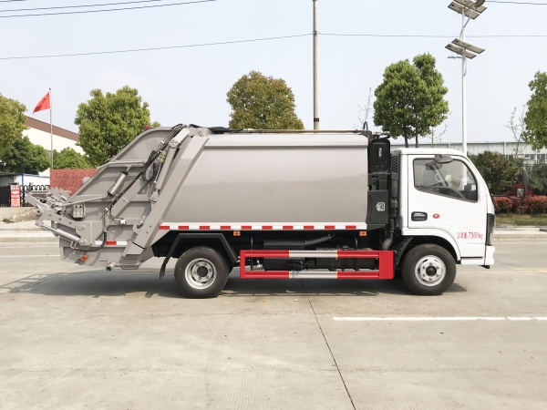 HDW5076ZYSE6型壓縮式垃圾車(東風(fēng)多利卡）6m3
