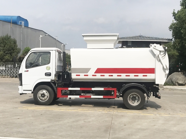 HDW5040TCAE6餐廚垃圾車(東風多利卡) 6m3
